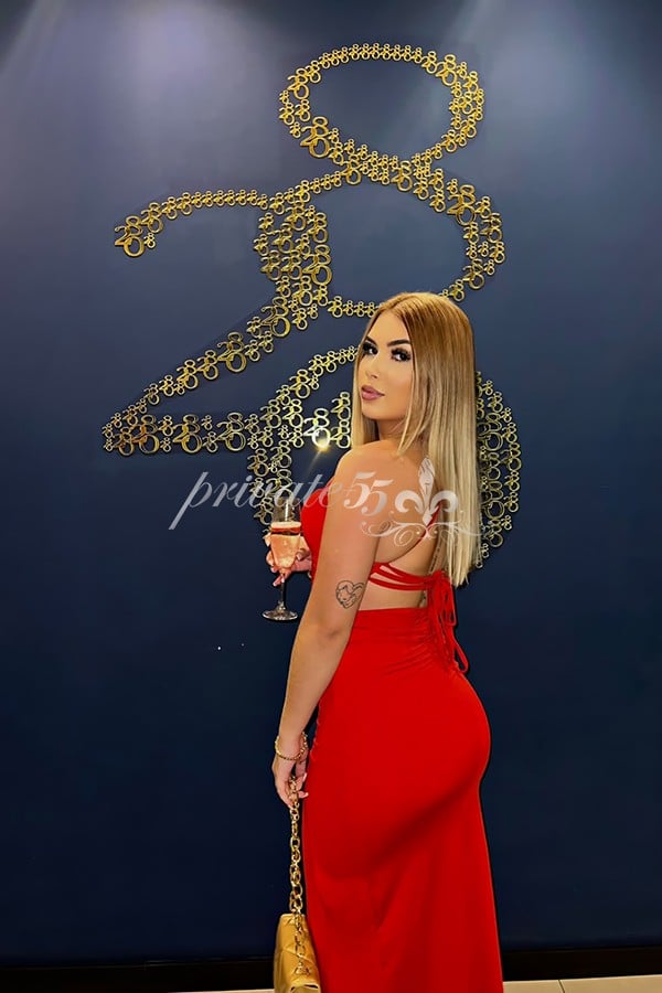 Public photo 5 of Luisa Castro