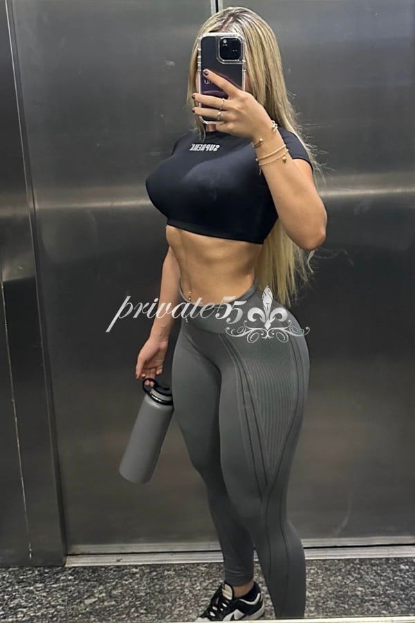 Public photo 5 of Carol  Loira