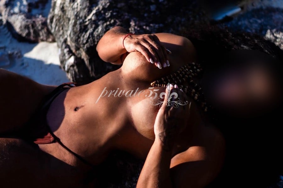 Public photo 17 of Carla Ferrari