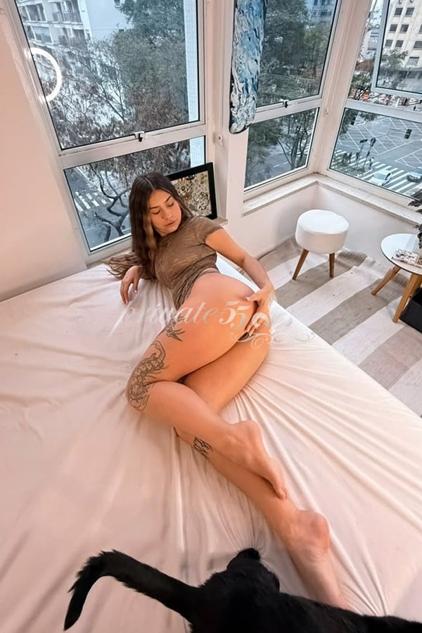 Public photo 4 of Bea  Machado