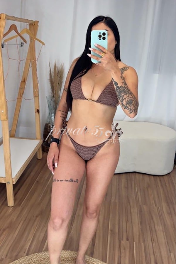 Public photo 9 of Isabelle Bitencourt