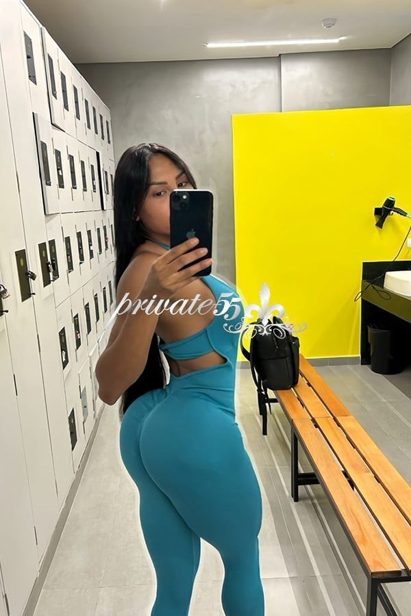 Public photo 16 of Isadora Monteiro