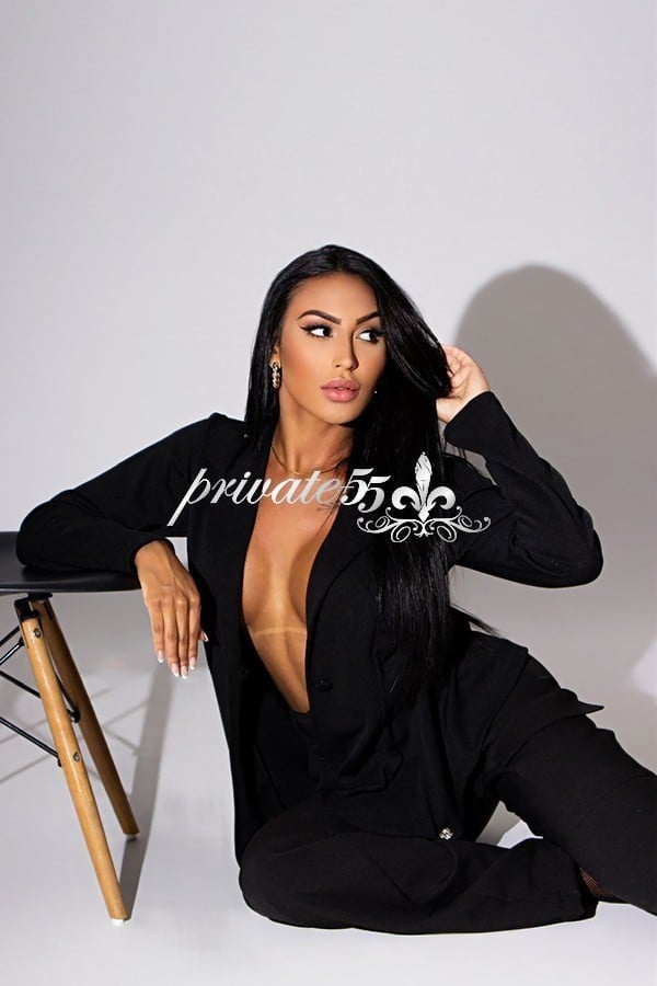 Public photo 10 of Isadora Monteiro