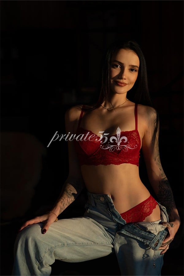 Ana Carolina companion in Porto Alegre - RS
