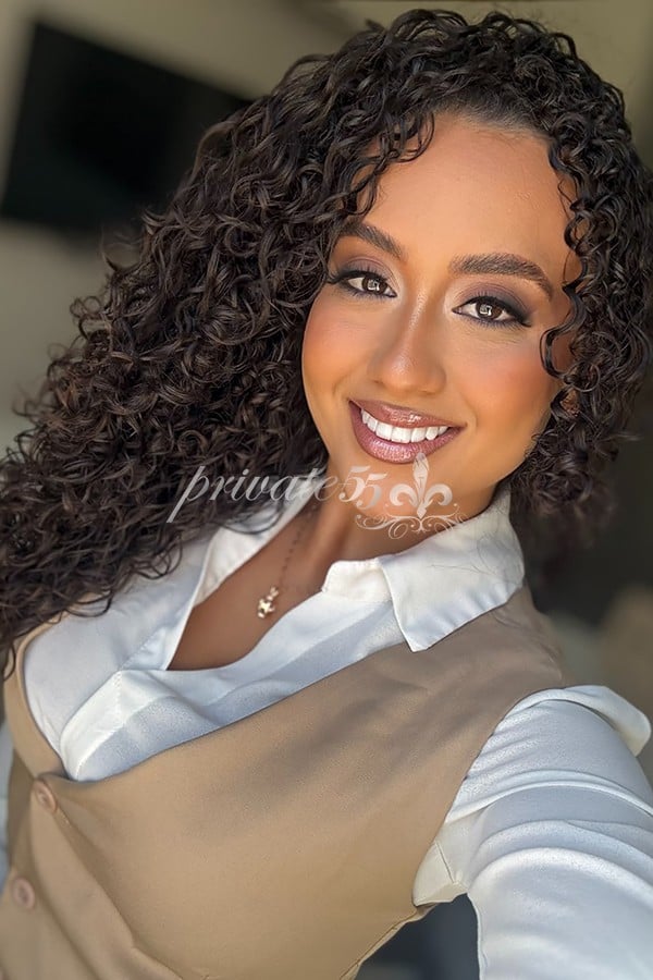 Ivy Silva, garota de programa, foto 2