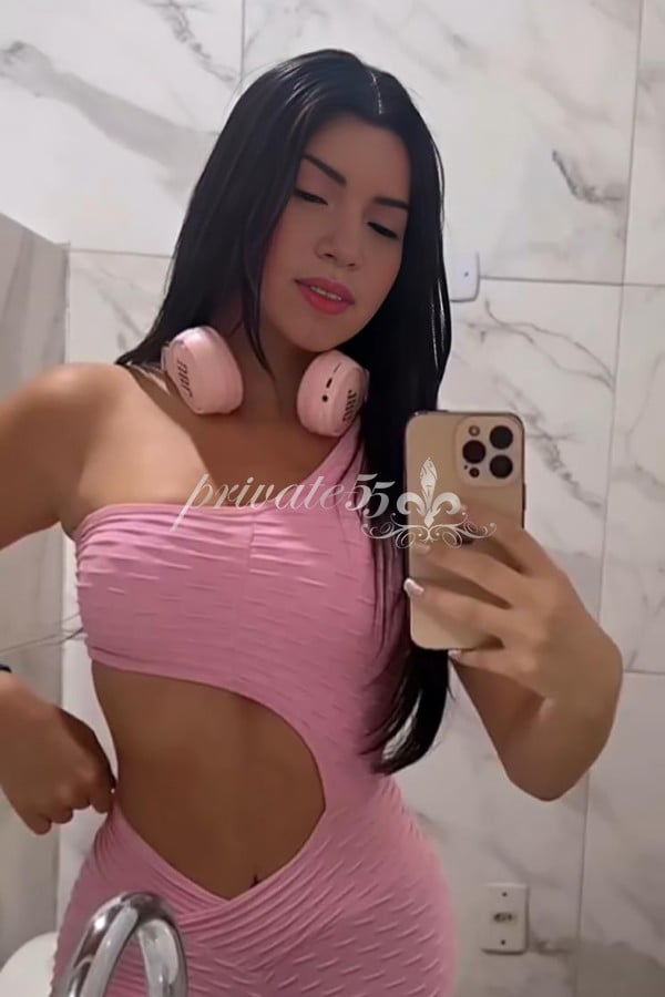 Public photo 23 of Kamilly  Caldas