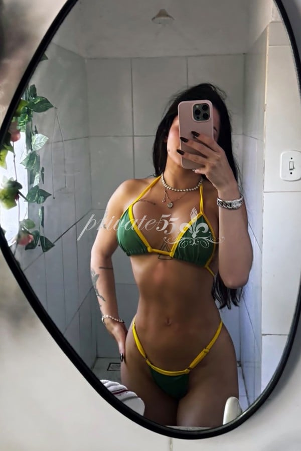 Public photo 22 of Kamilly  Caldas