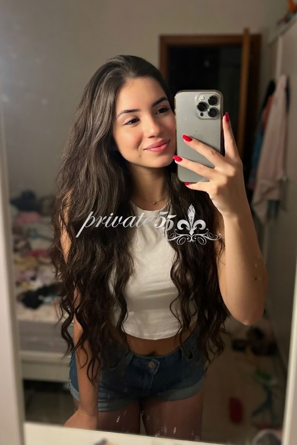 Public photo 14 of Kamilly  Caldas