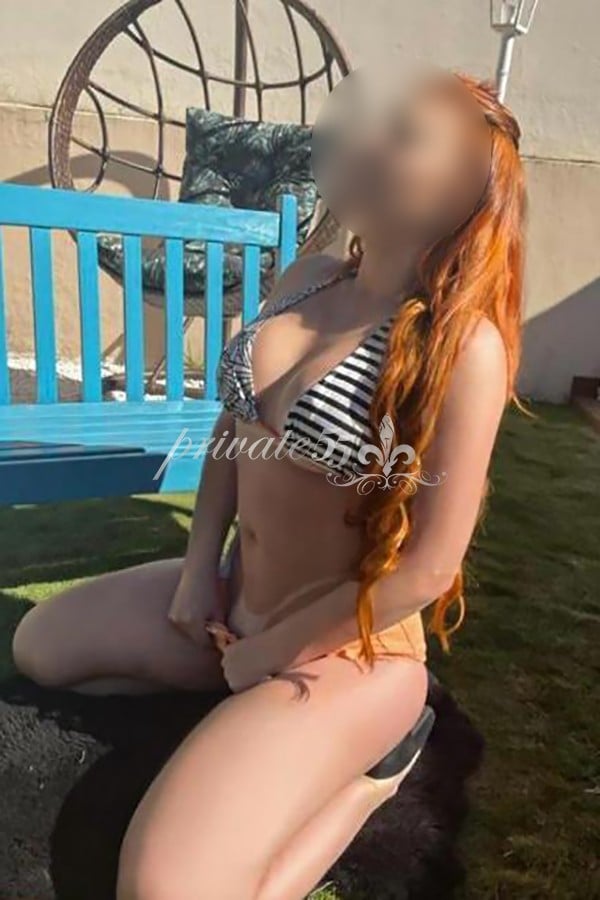 Public photo 4 of Valentina Harmond