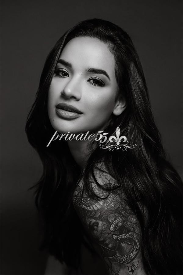 Public photo 7 of Alana Rosa