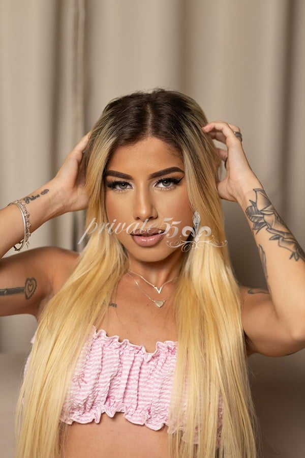 Public photo 6 of Maria Vitória