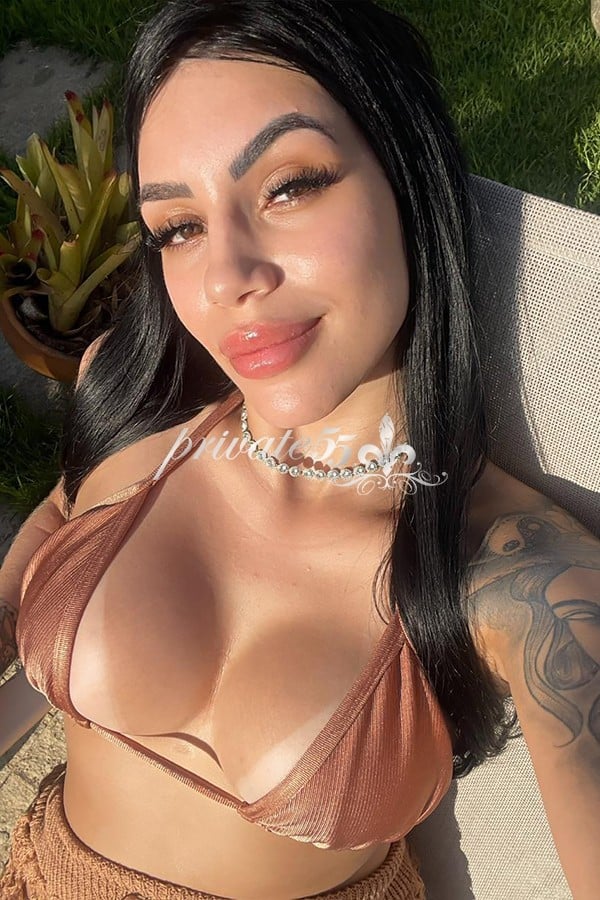 Public photo 5 of Stella  Diaz