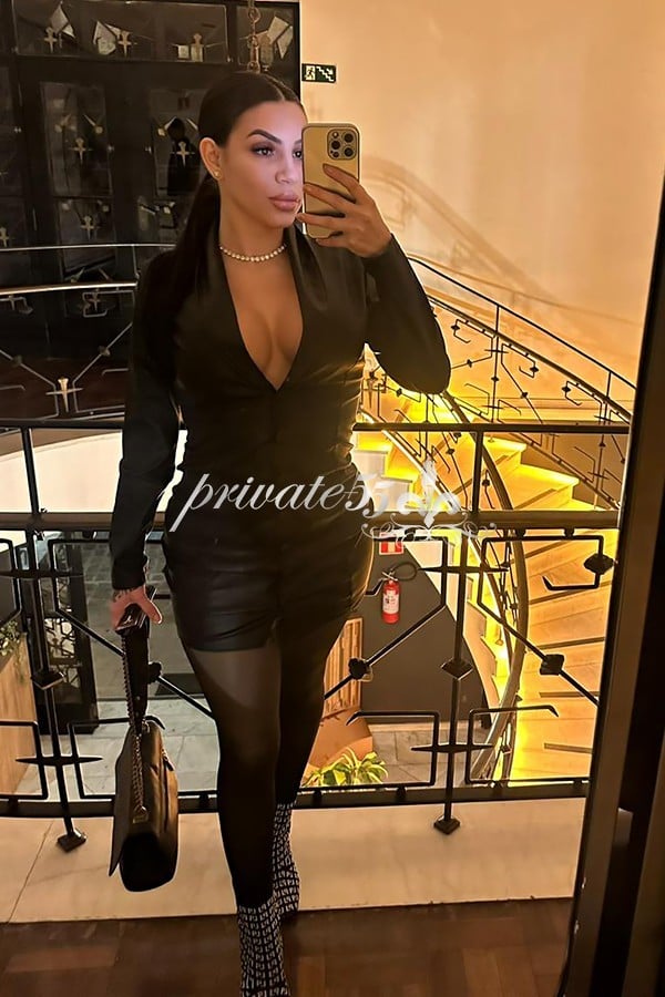 Public photo 3 of Stella  Diaz