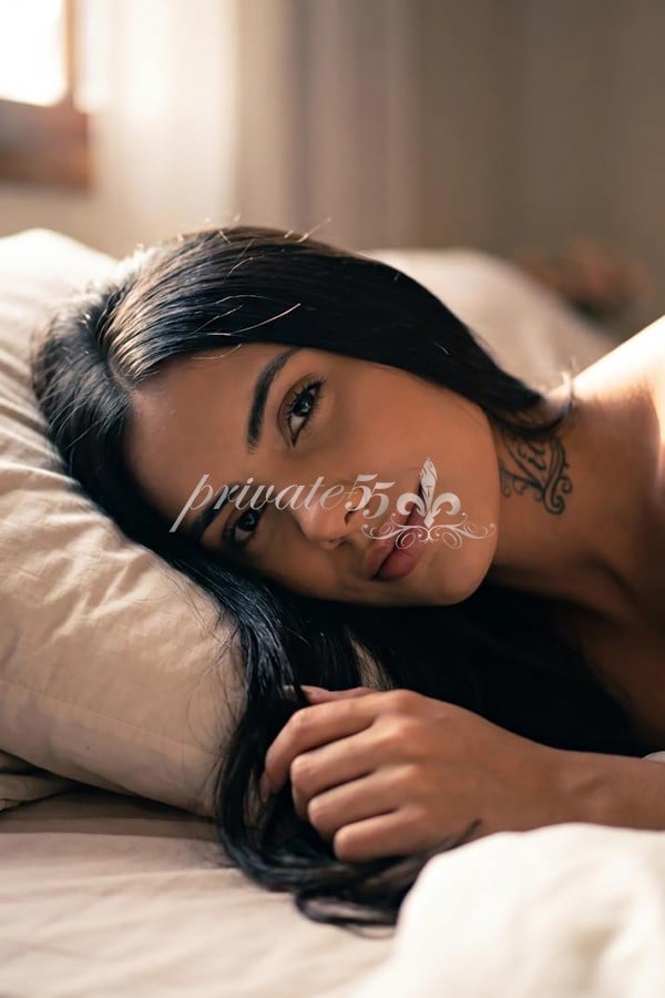 Public photo 8 of Mia  Cavalcanti