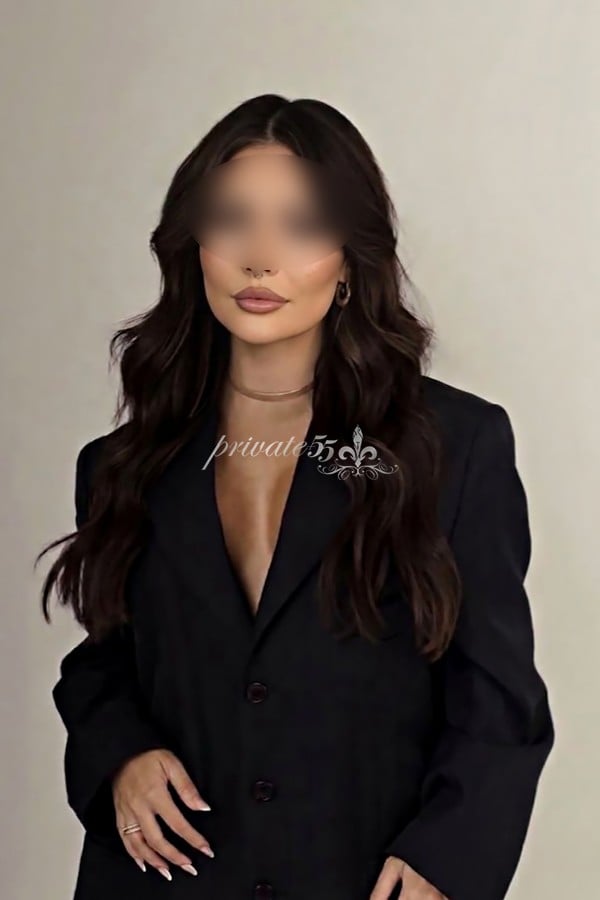 Public photo 6 of Luisa Belmont