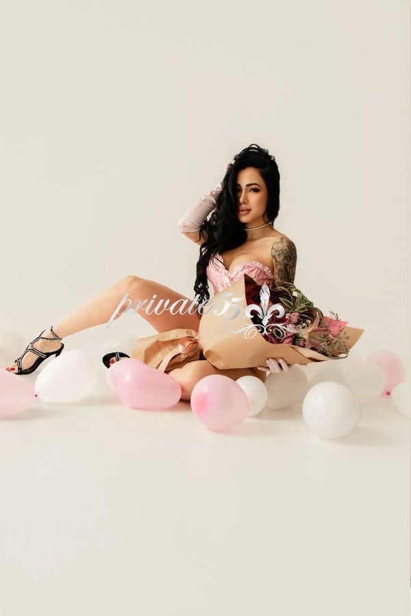 Public photo 2 of Bruna Japa