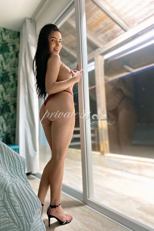 Public photo 8 of Cecilia Foz