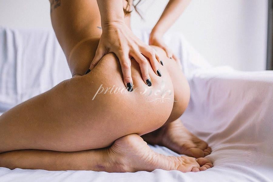 Public photo 9 of Isabella Castro