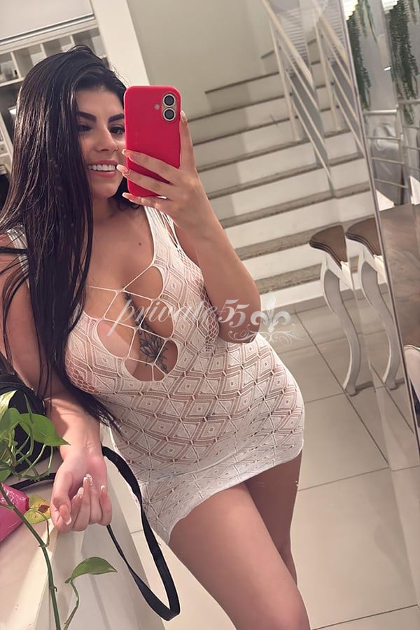 Public photo 2 of Clara Salles