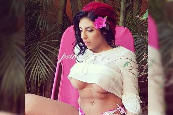 Public photo 30 of Laisa Gregory