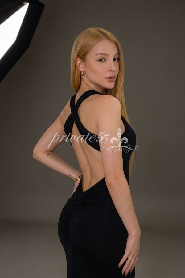 Public photo 2 of Livia  Rios