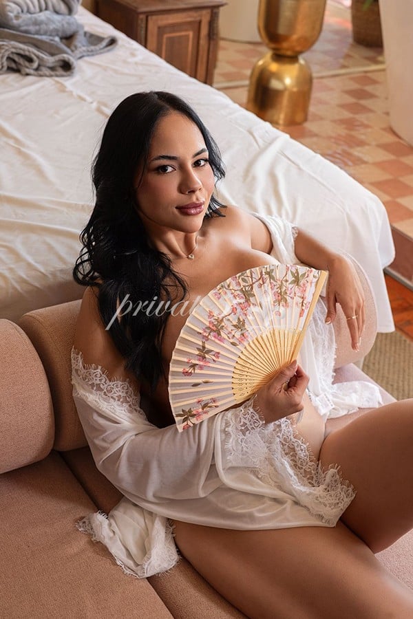 Public photo 11 of Naomi S