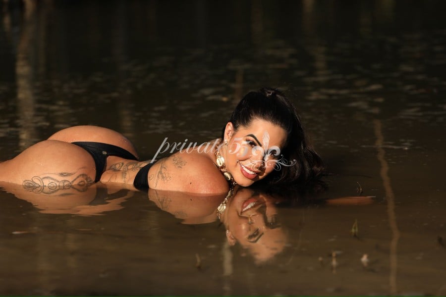 Public photo 2 of Juju Alves