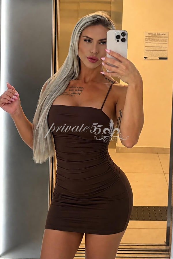 Public photo 6 of Priscila  Andrade
