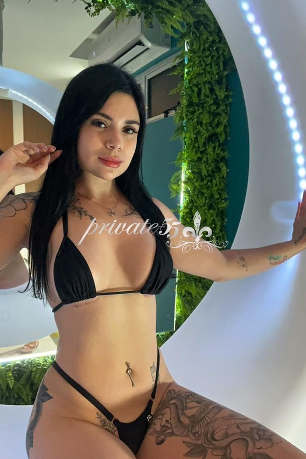 Public photo 6 of Jenni Faria