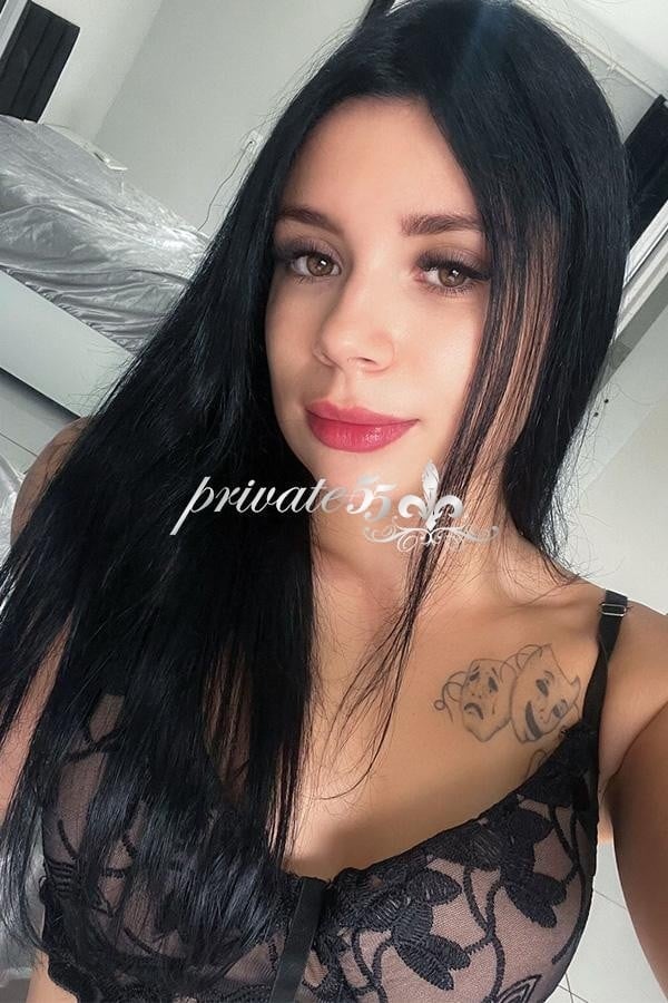 Jenni Faria, acompanhante de luxo, foto 5
