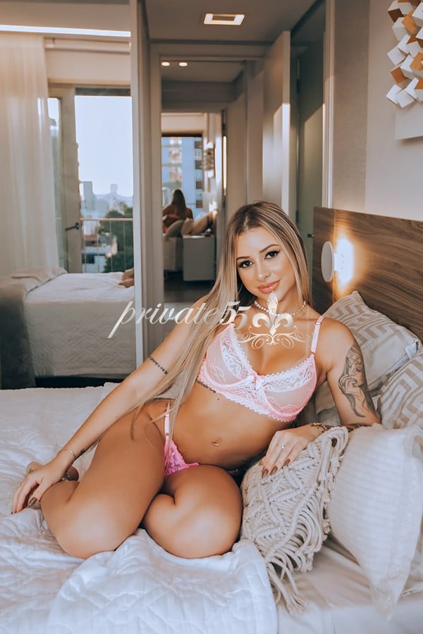 Public photo 14 of Luiza Vegas