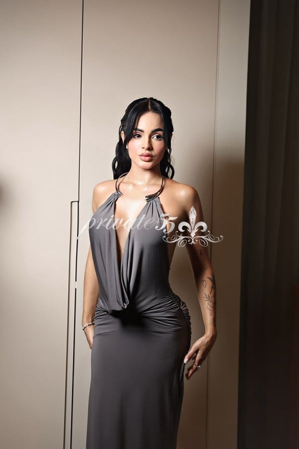 Liara Deltoro, acompanhante, foto 20