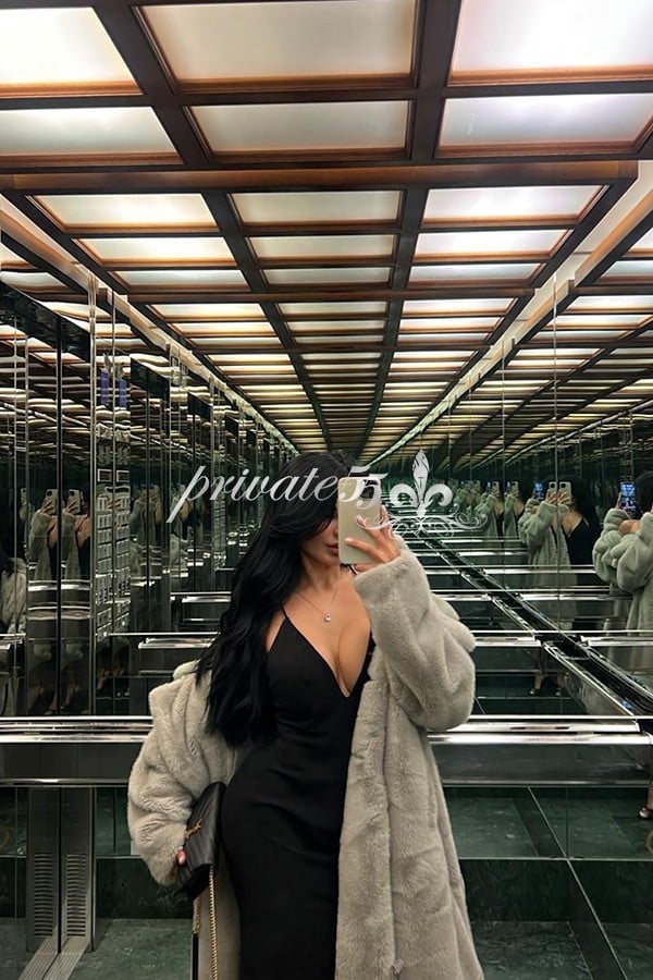 Liara Deltoro, acompanhante de luxo, foto 5