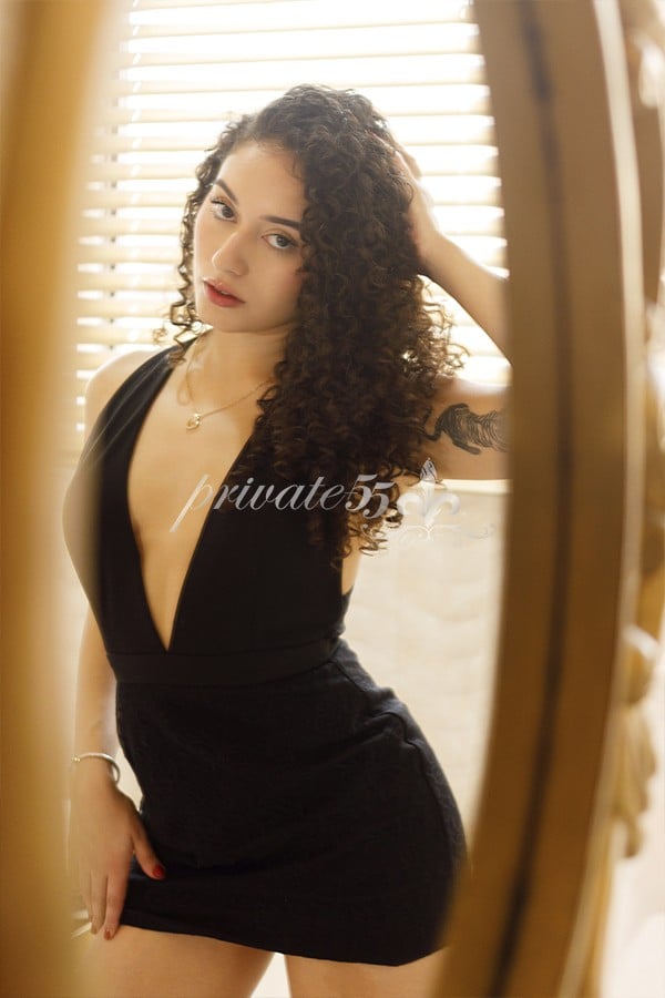 Júlia Castenari, acompanhante, foto 20