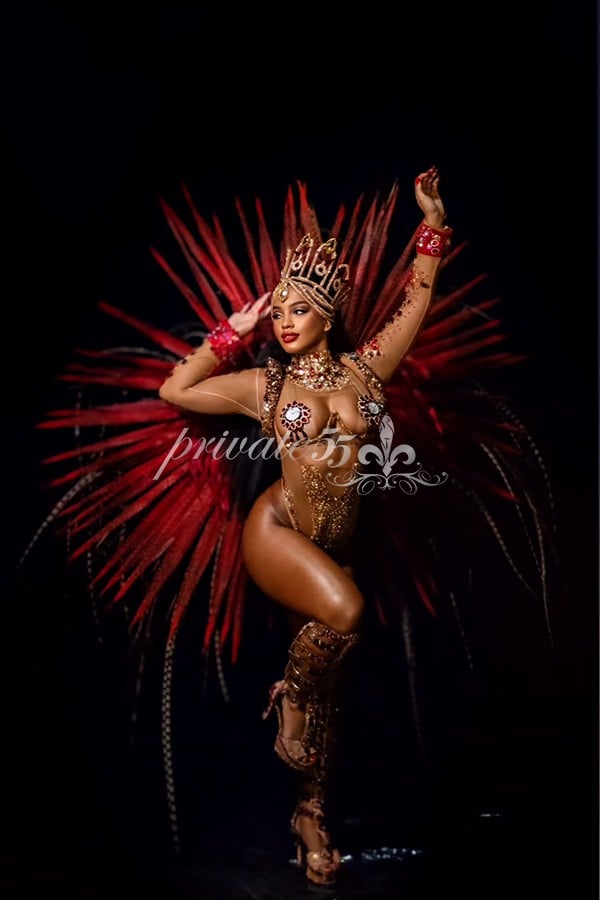 Public photo 3 of Maithe Moraes