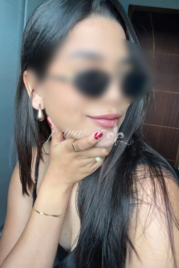 Maya Valença, garota de programa, foto 10