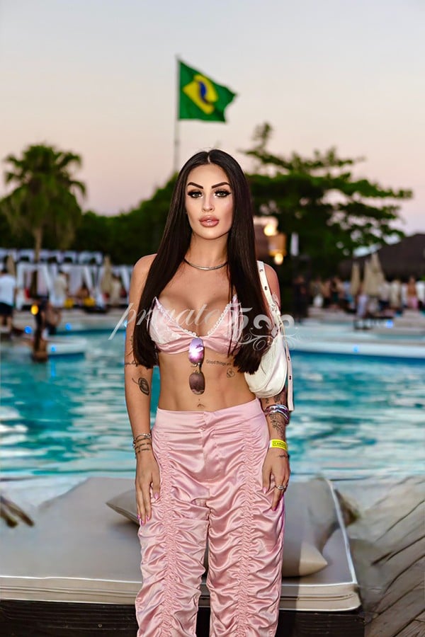 Foto pública 4 de Nicole  Amorim