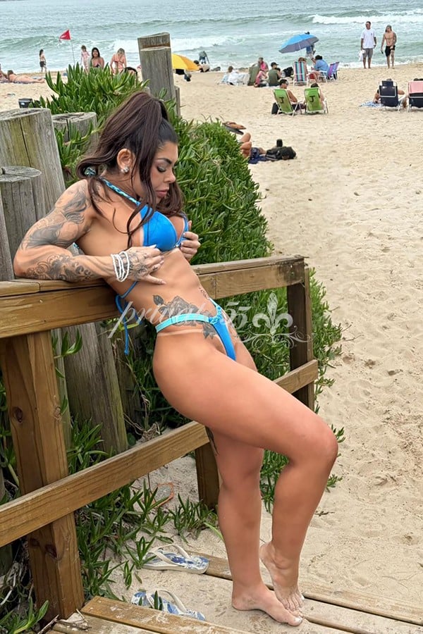 Public photo 9 of Gabriella Euzébio