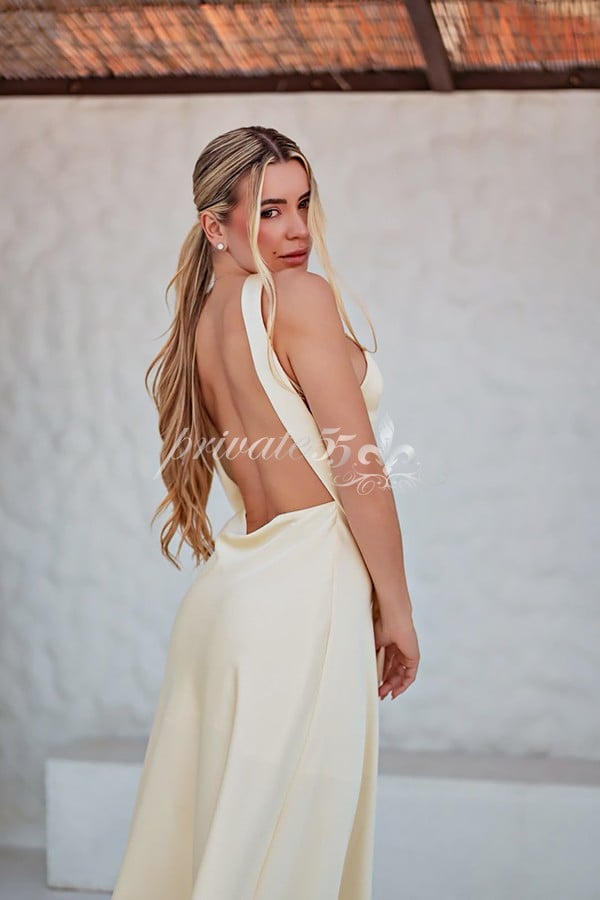 Madame Ivy, acompanhante, foto 8