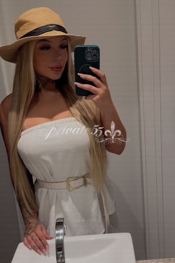 Nina Mion, acompanhante, foto 4