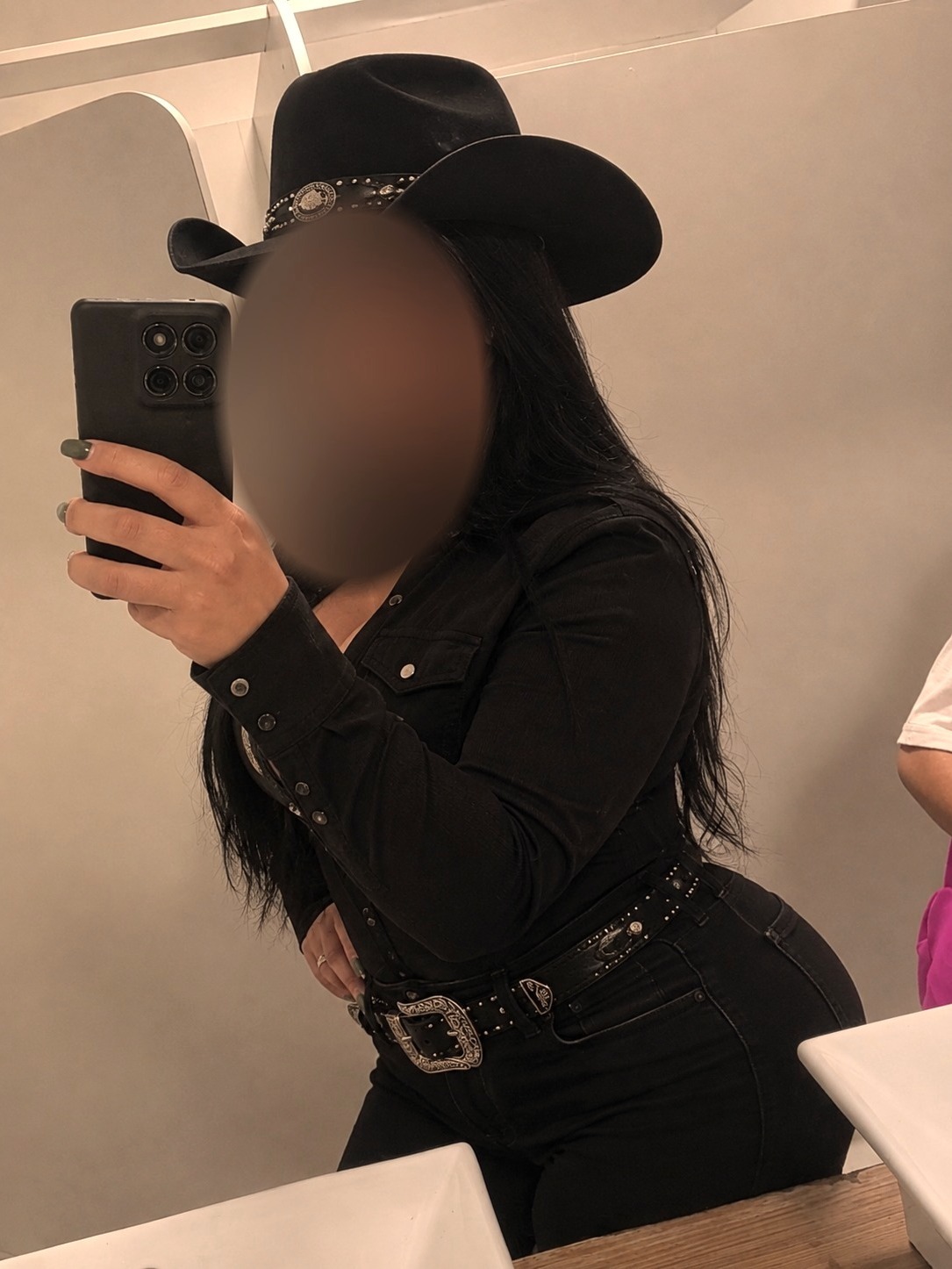 Suzan Mendes, acompanhante verificada, foto 3