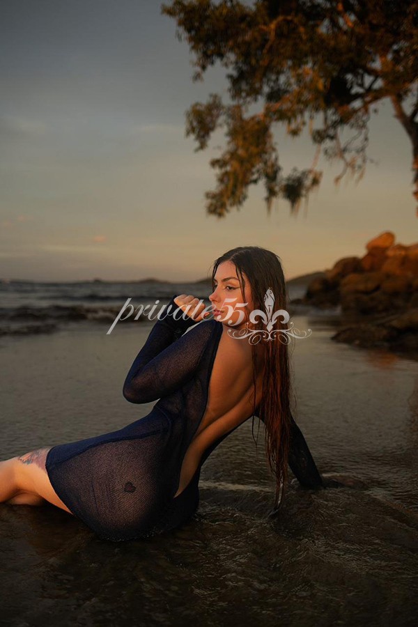 Mirella Mi, acompanhante, foto 8