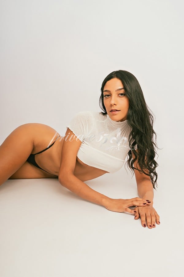 Dara Leal, acompanhante, foto 4