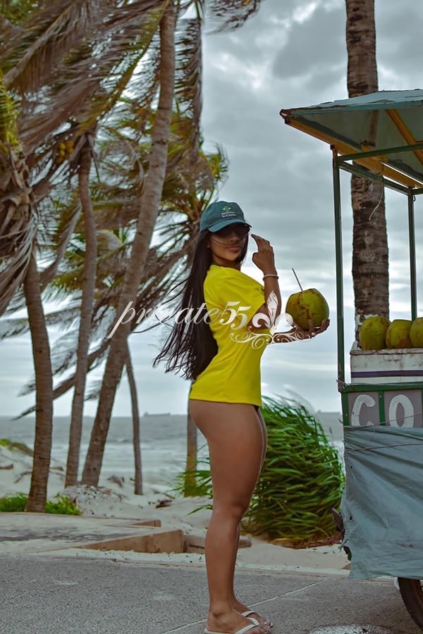Public photo 6 of Aurora Diniz