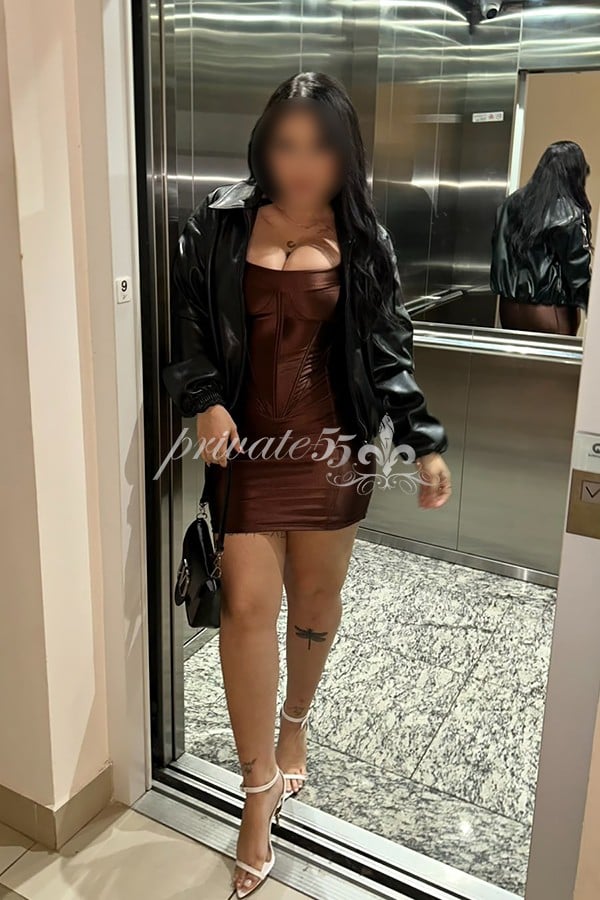 Public photo 13 of Julia Viena