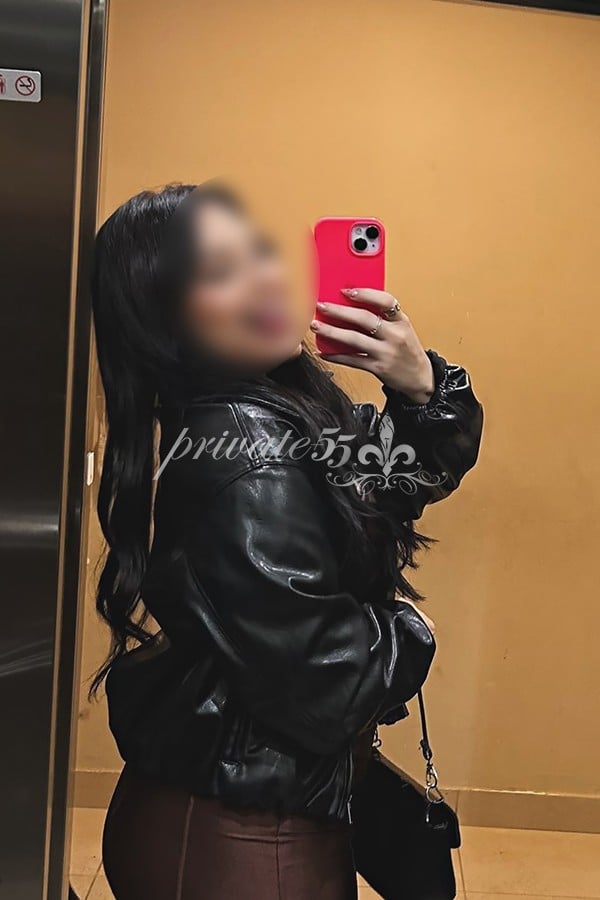 Public photo 11 of Julia Viena