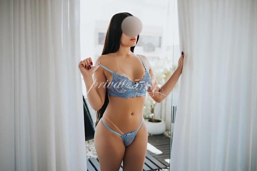 Grazi Schneider, acompanhante, foto 4
