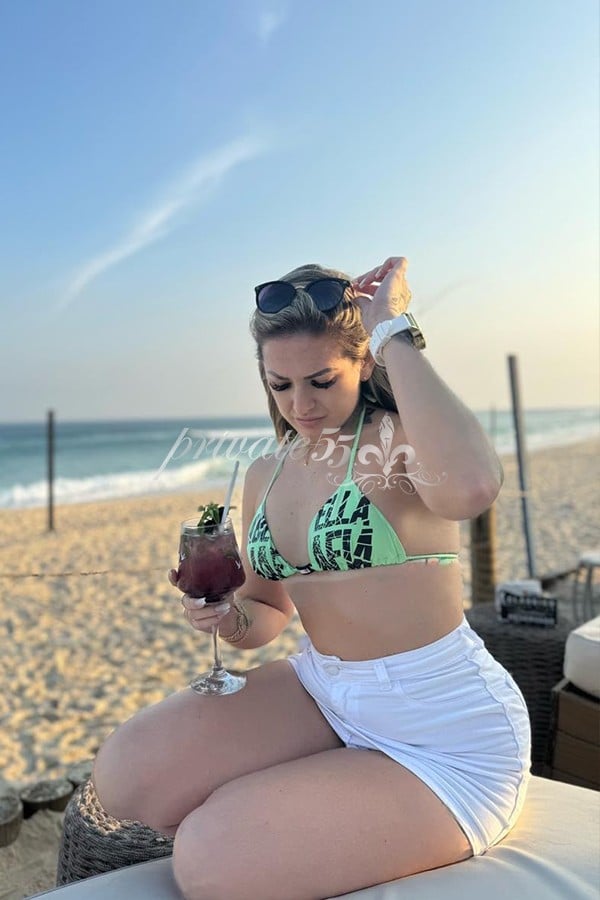 Public photo 8 of Monique Thormes