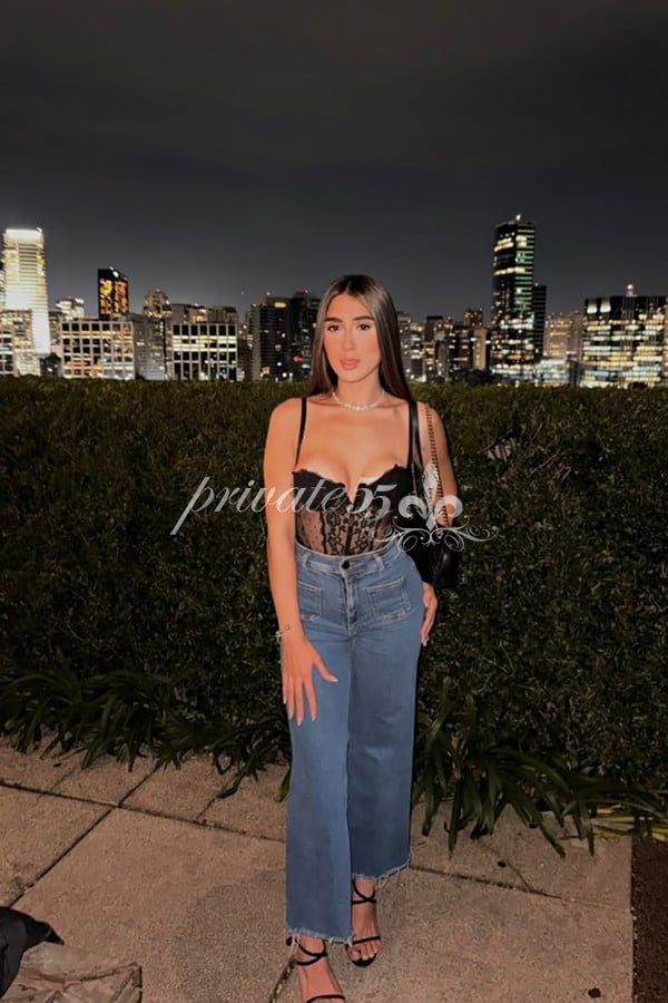 Larissa Constanzo, acompanhante verificada, foto 3