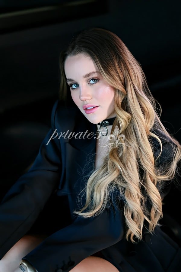 Public photo 11 of Savanah A
